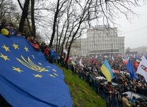 Władze Ukrainy: Wypełniliśmy kwestionariusz ws. kandydowania do UE