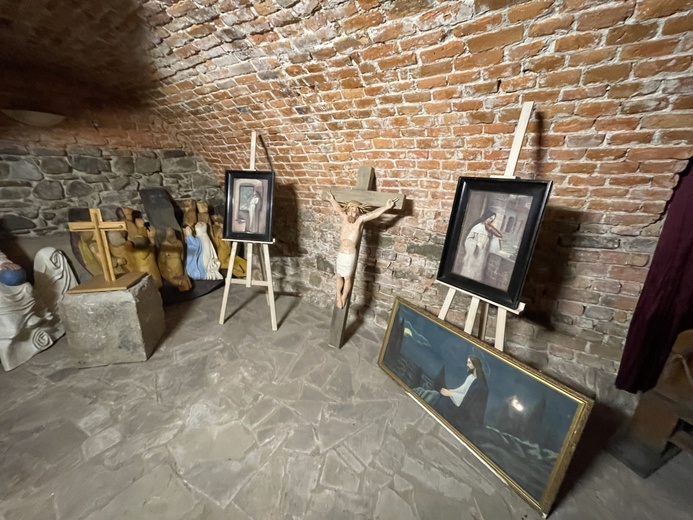 W Muzeum Klasztornym w Ketach - dla Ukrainy
