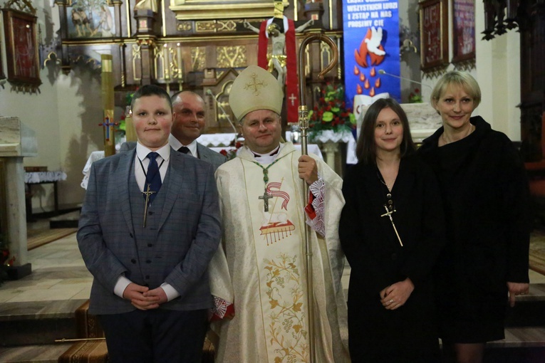 Bierzmowanie w Ciężkowicach
