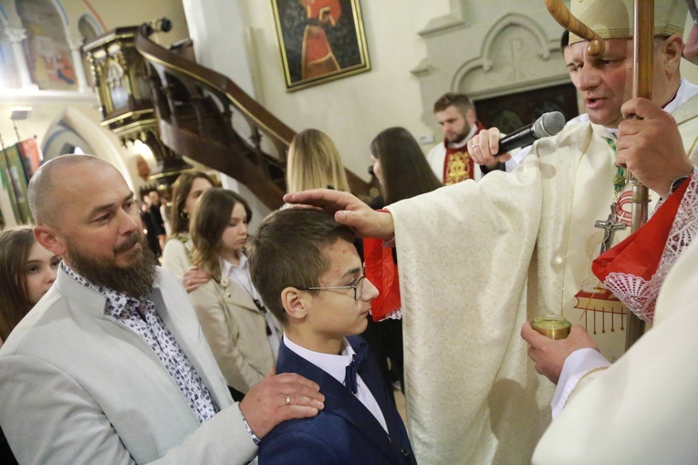 Bierzmowanie w Ciężkowicach
