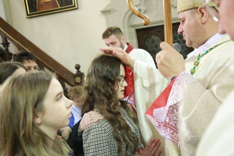 Bierzmowanie w Ciężkowicach