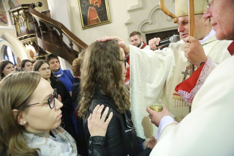 Bierzmowanie w Ciężkowicach