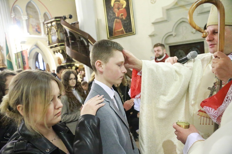 Bierzmowanie w Ciężkowicach