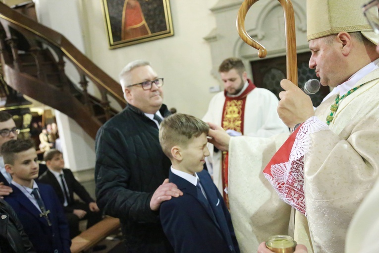 Bierzmowanie w Ciężkowicach