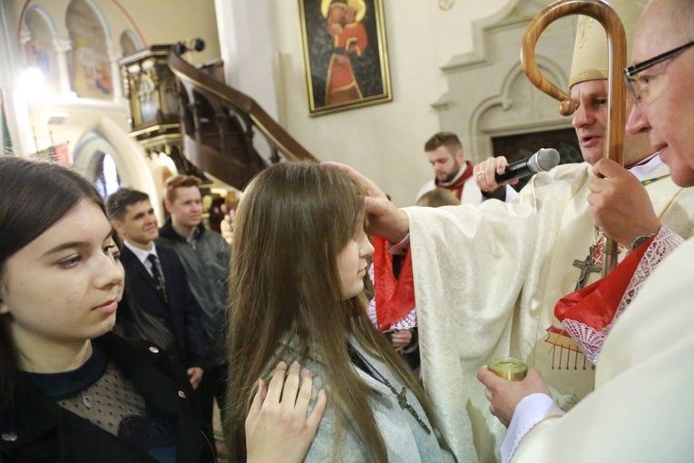 Bierzmowanie w Ciężkowicach