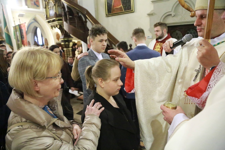 Bierzmowanie w Ciężkowicach