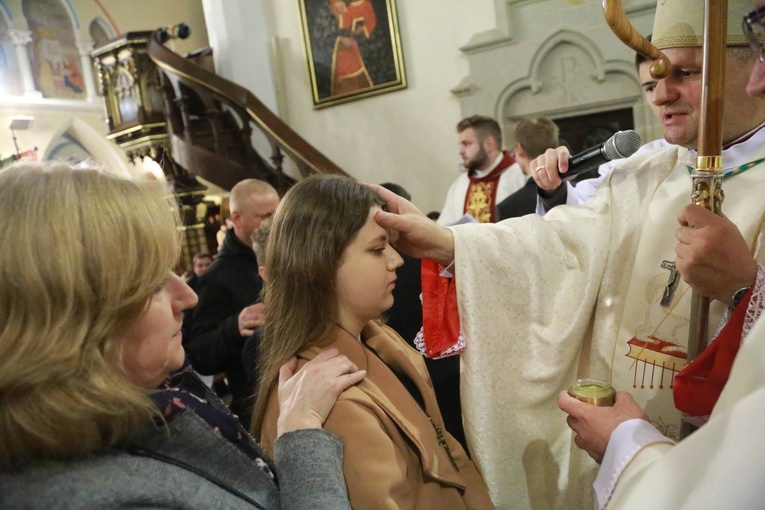 Bierzmowanie w Ciężkowicach
