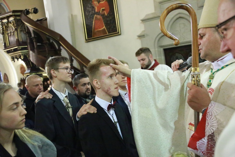 Bierzmowanie w Ciężkowicach