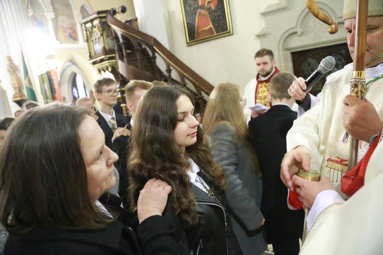 Bierzmowanie w Ciężkowicach