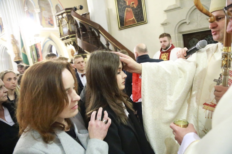 Bierzmowanie w Ciężkowicach