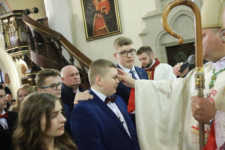 Bierzmowanie w Ciężkowicach