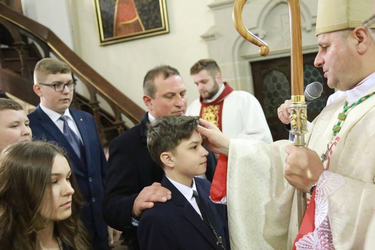 Bierzmowanie w Ciężkowicach