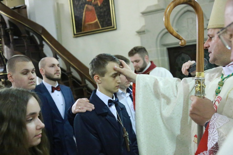 Bierzmowanie w Ciężkowicach