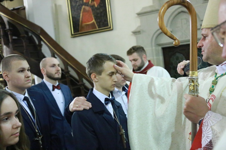 Bierzmowanie w Ciężkowicach