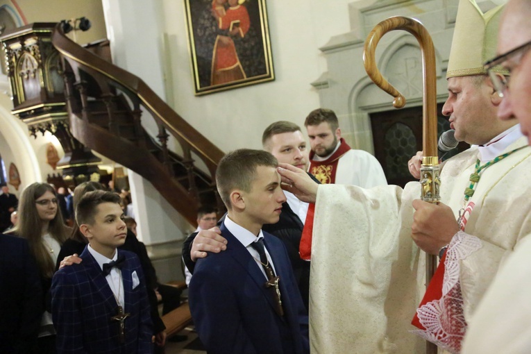 Bierzmowanie w Ciężkowicach