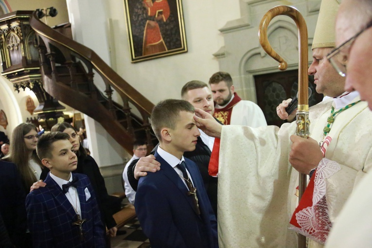 Bierzmowanie w Ciężkowicach