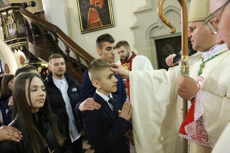 Bierzmowanie w Ciężkowicach