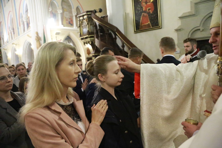 Bierzmowanie w Ciężkowicach