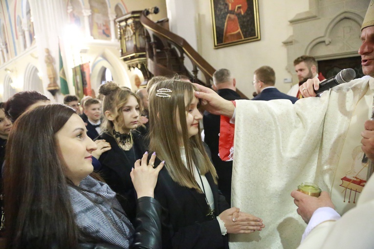 Bierzmowanie w Ciężkowicach