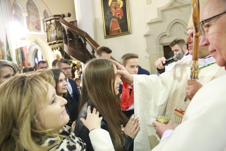 Bierzmowanie w Ciężkowicach