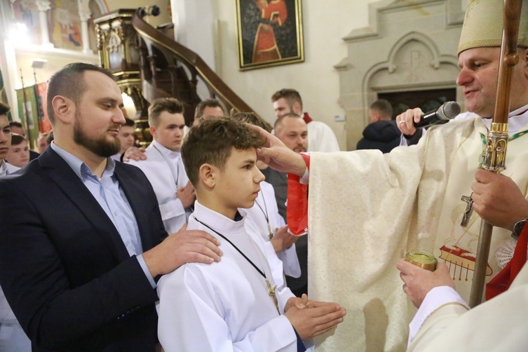 Bierzmowanie w Ciężkowicach