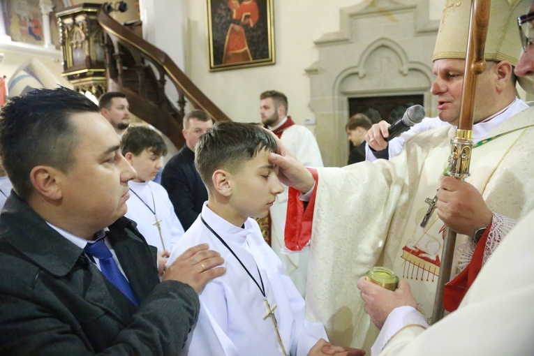Bierzmowanie w Ciężkowicach
