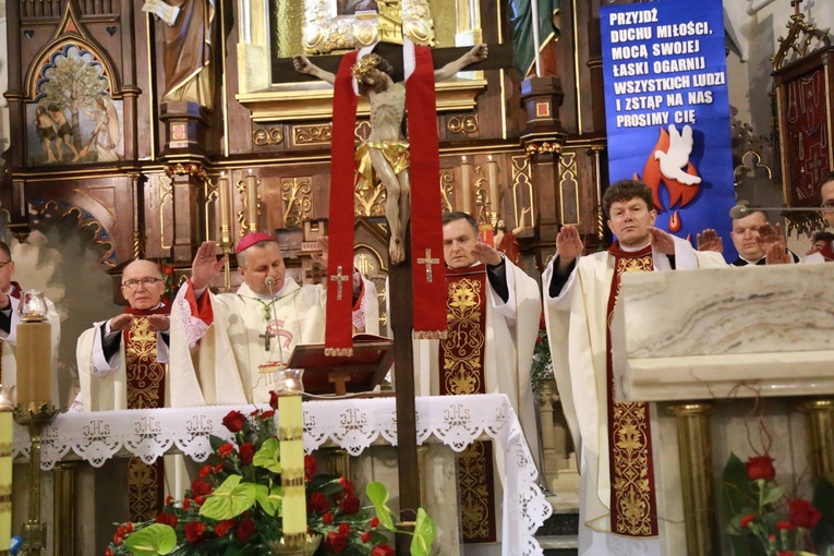Bierzmowanie w Ciężkowicach