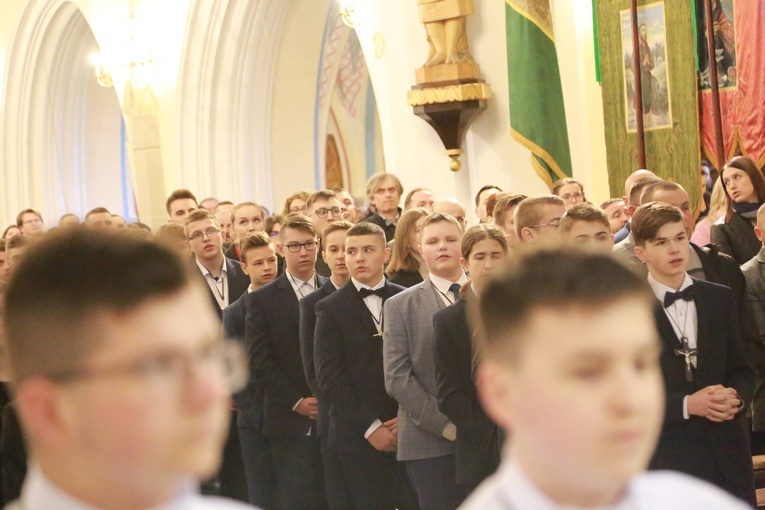 Bierzmowanie w Ciężkowicach