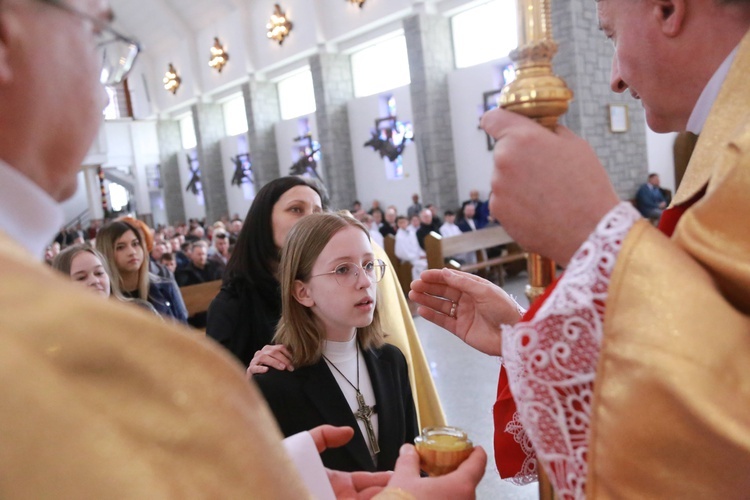 Bierzmowanie w Męcinie