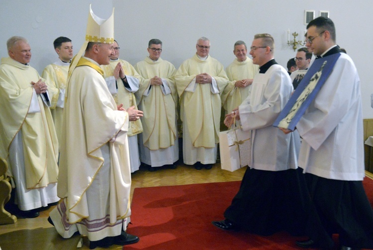 Za życzenia i wyjątkowy prezent dziękuje ordynariusz radomski.