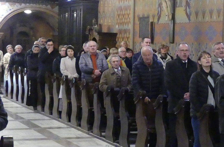 50. rocznica śmierci biskupa nominata Wojciecha Olszowskiego w konkatedrze w Żywcu