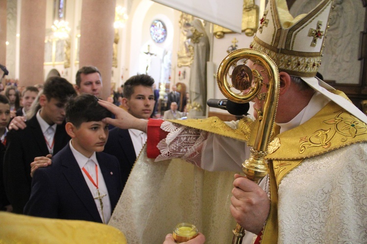 Limanowa. Bierzmowanie 2022