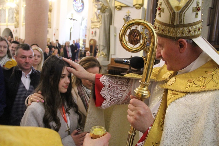 Limanowa. Bierzmowanie 2022