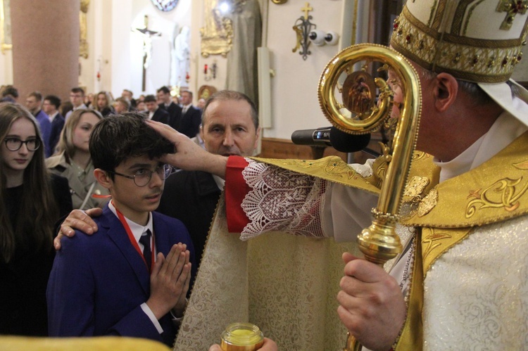 Limanowa. Bierzmowanie 2022