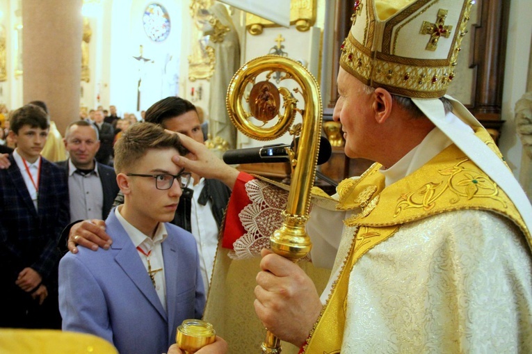 Limanowa. Bierzmowanie 2022