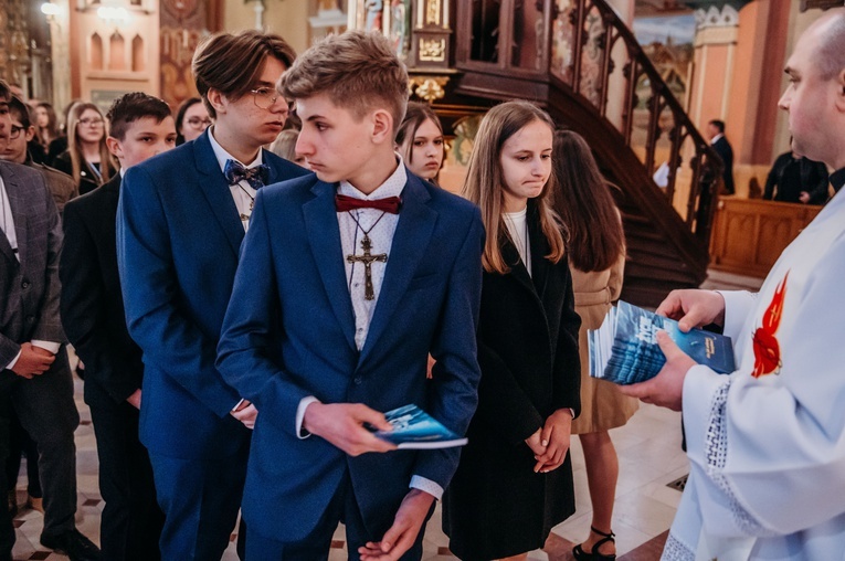 Otfinów. Bierzmowanie 2022