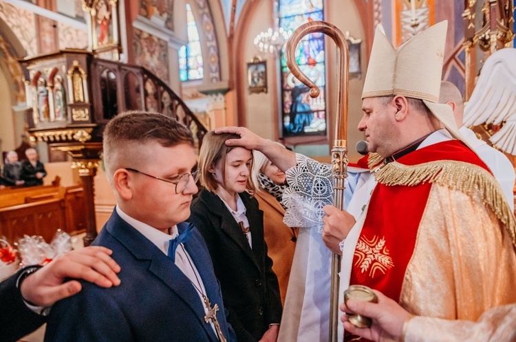 Otfinów. Bierzmowanie 2022