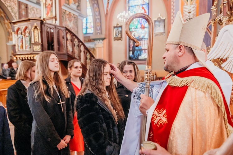 Otfinów. Bierzmowanie 2022