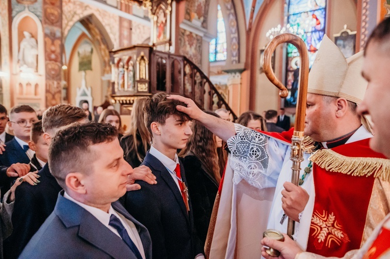 Otfinów. Bierzmowanie 2022