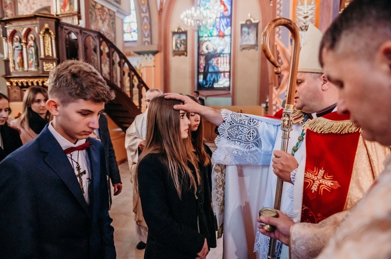 Otfinów. Bierzmowanie 2022