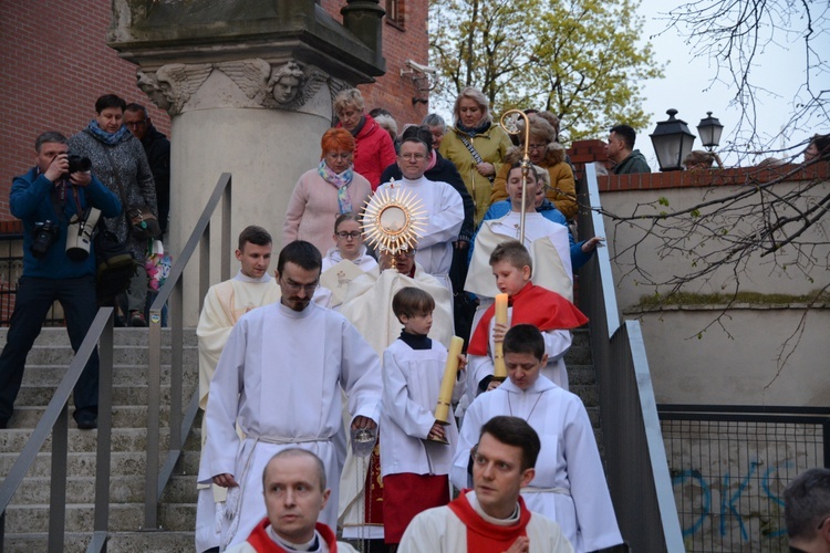 Rozpoczęcie wieczystej adoracji w Opolu