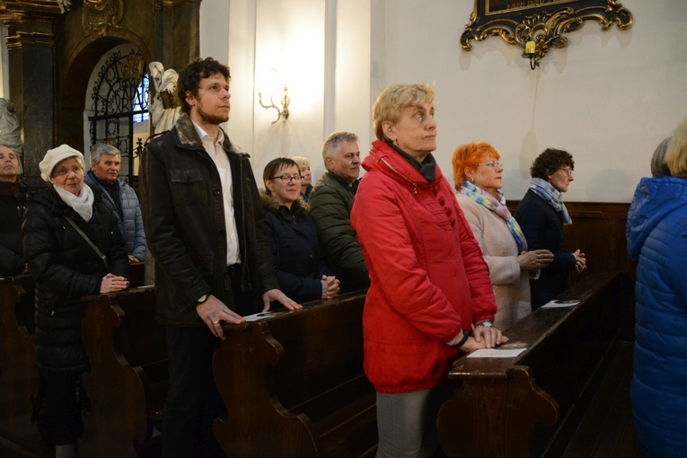 Rozpoczęcie wieczystej adoracji w Opolu