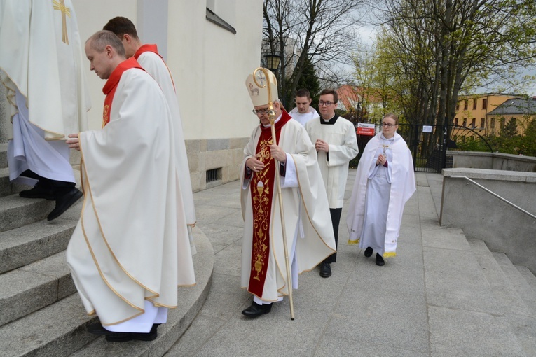 Rozpoczęcie wieczystej adoracji w Opolu