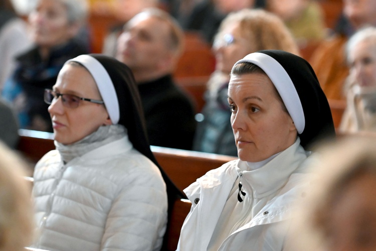 Pielgrzymka katechetów do sanktuarium św. Jacka w Legnicy