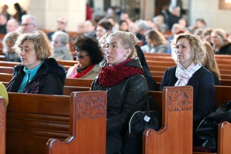 Pielgrzymka katechetów do sanktuarium św. Jacka w Legnicy