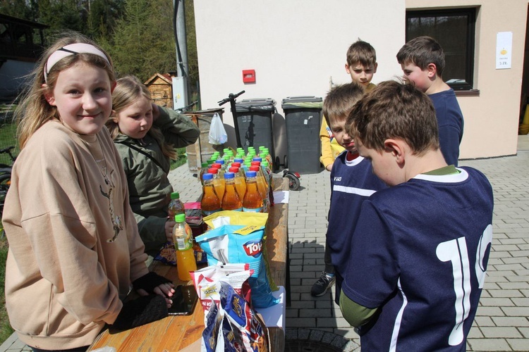 Piłkarski turniej o puchar dziekana andrychowskiego w Targanicach - 2022