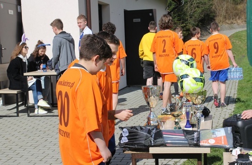Piłkarski turniej o puchar dziekana andrychowskiego w Targanicach - 2022