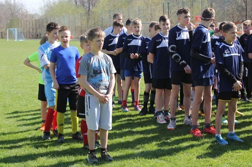 Piłkarski turniej o puchar dziekana andrychowskiego w Targanicach - 2022
