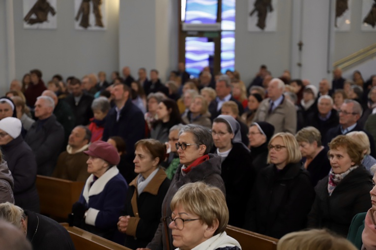 Kraków-Łagiewniki. Msza św. w Niedzielę Miłosierdzia Bożego