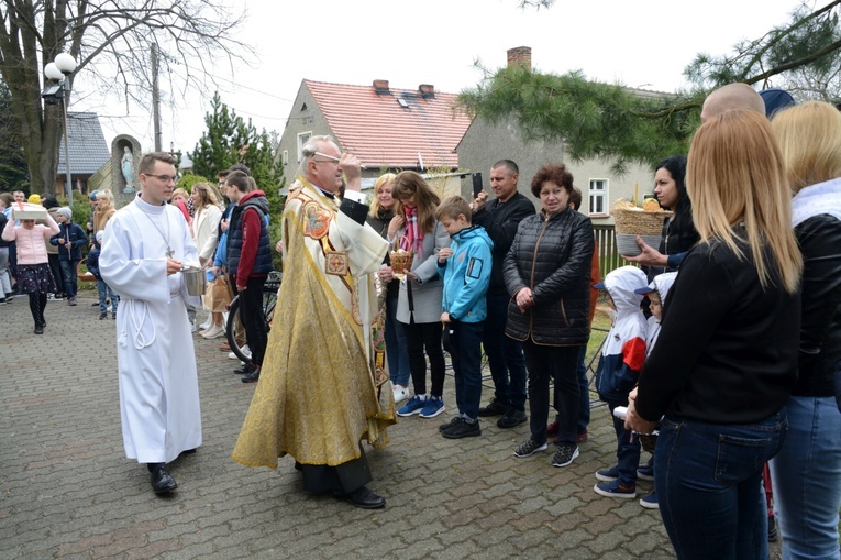 Wielkanocne nabożeństwo dla gości z Ukrainy w Dobrzeniu Wielkim